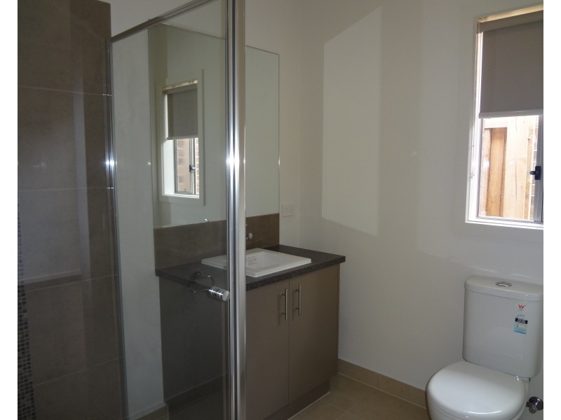 19 Verde Parade, Epping VIC 3076