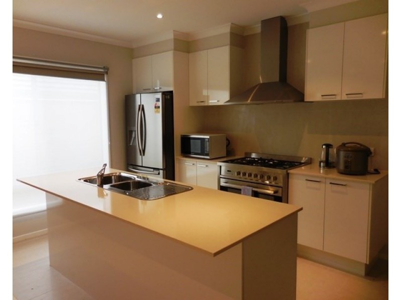 13 Shikra Place, Doreen VIC 3754