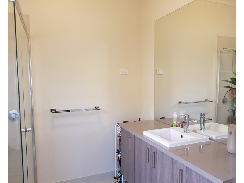 11 Cloverfield Crescent, Wollert VIC 3750