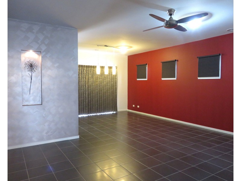 4 Lustre Close, Epping VIC 3076