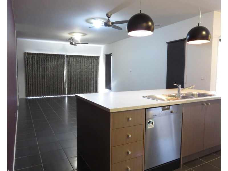 4 Lustre Close, Epping VIC 3076