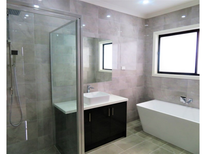 9 Mount Stewart Avenue, Wollert VIC 3750