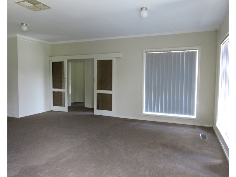 36 Festival Grove, Lalor VIC 3075