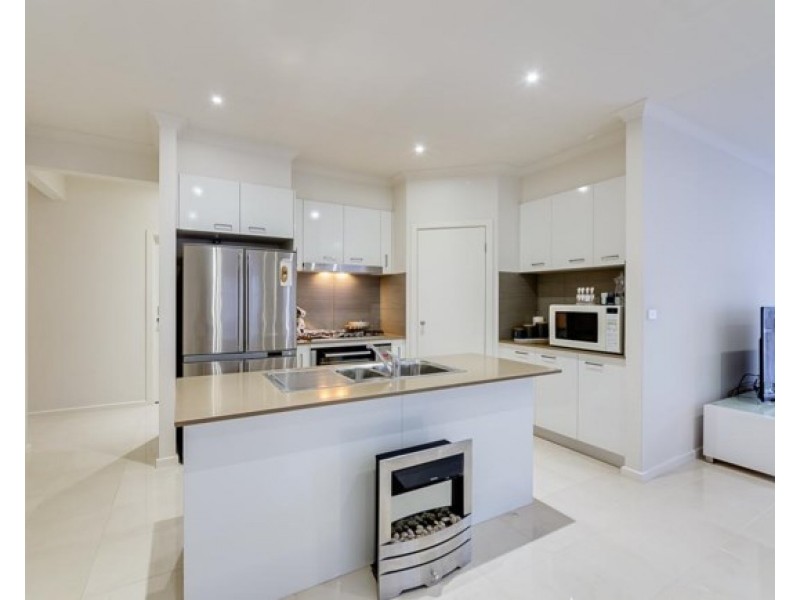 25 Fulham Way, Wollert VIC 3750