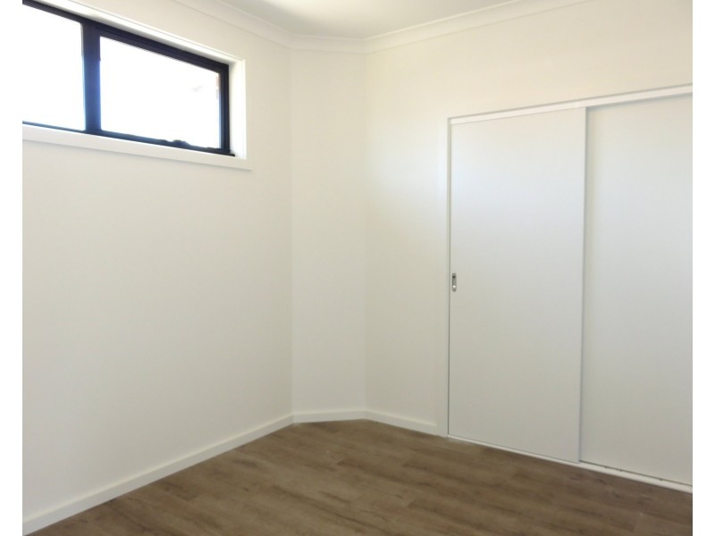 2/27 David Street, Lalor VIC 3075