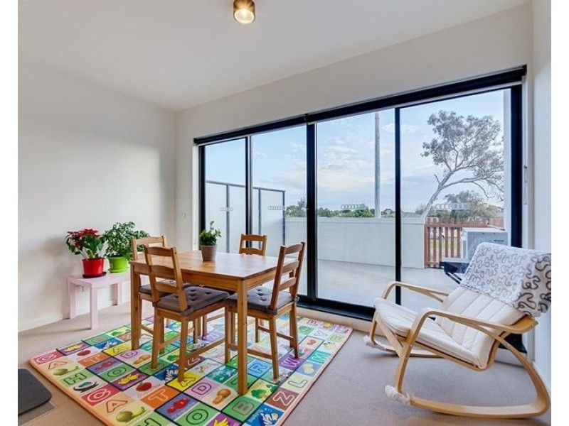 208/55 Oleander Drive, Mill Park VIC 3082