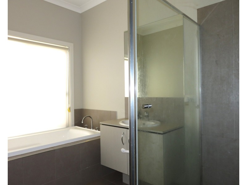 6 Westham Way, Wollert VIC 3750