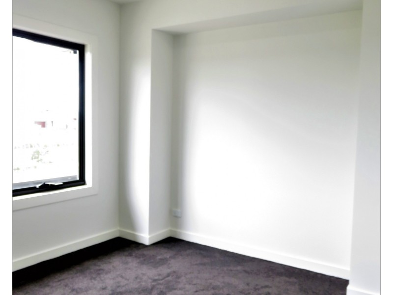 92 Gallantry Avenue, Craigieburn VIC 3064