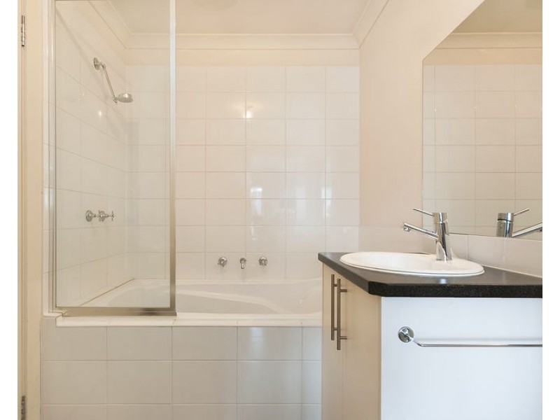 36/12 Kirkland Court, Epping VIC 3076