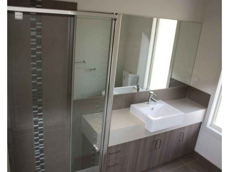 3/55 Lorimer Street, Greensborough VIC 3088