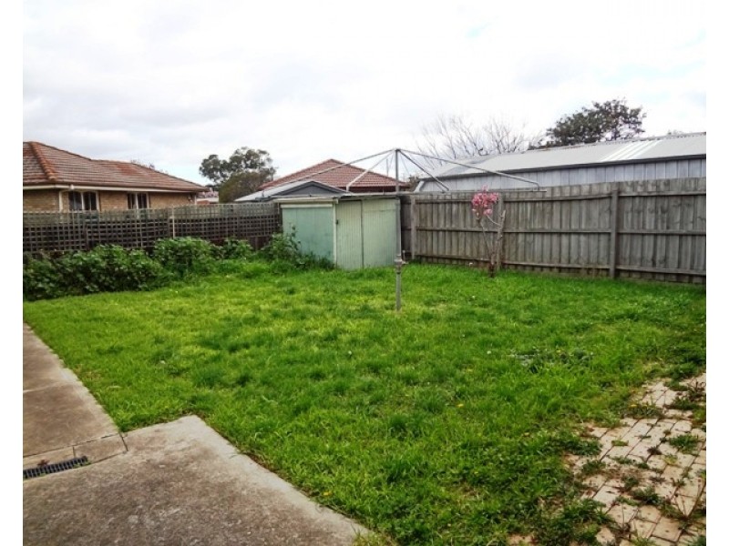 103 Gardenia Road, Lalor VIC 3075