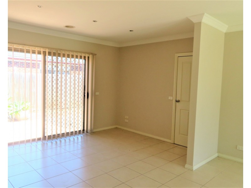 1 Jindabyne Avenue, South Morang VIC 3752