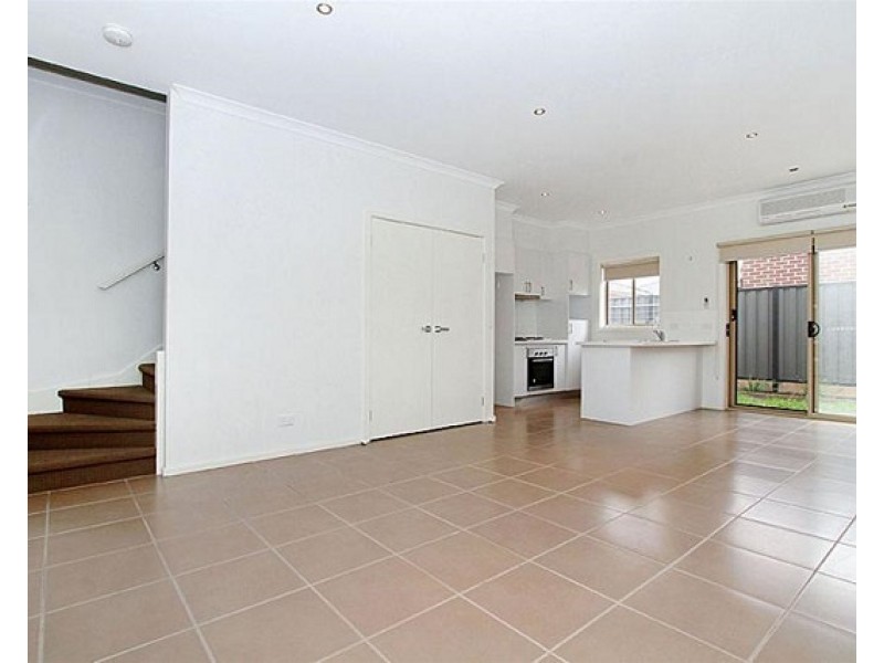 21 Yumbarra Parade, Wollert VIC 3750