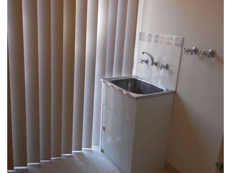 4 Crepe Myrtle Crescent, South Morang VIC 3752