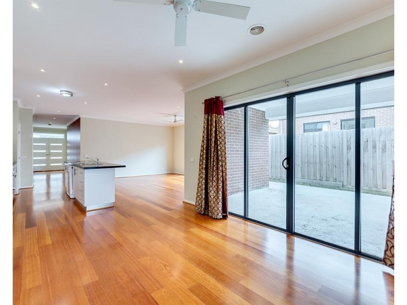 4 Broadleaf Drive, Epping VIC 3076