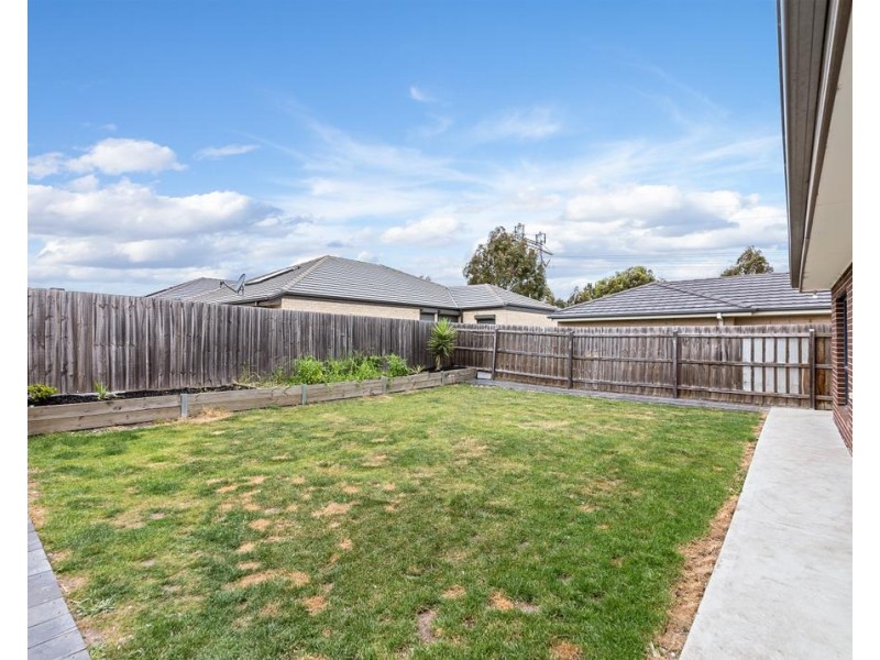 4 Broadleaf Drive, Epping VIC 3076