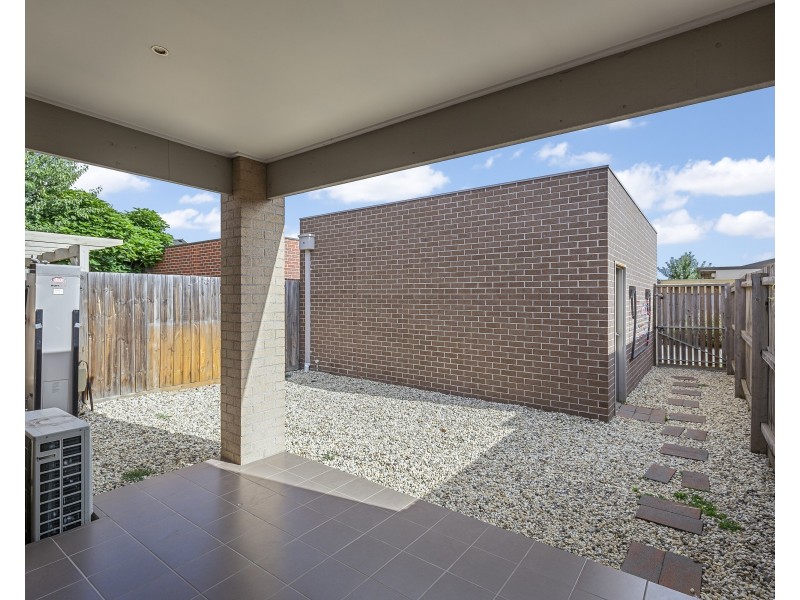 32 Gammage Boulevard, Epping VIC 3076