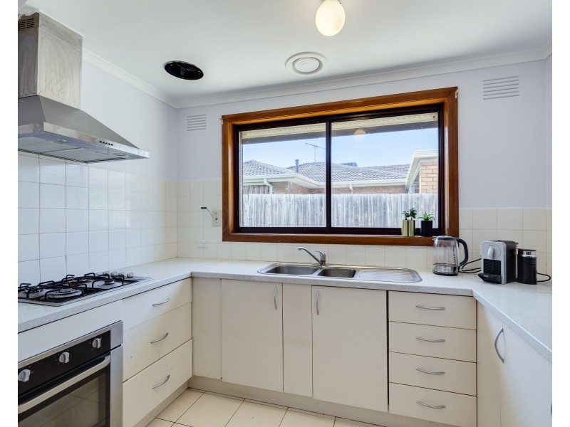 74 Roycroft Avenue, Mill Park VIC 3082