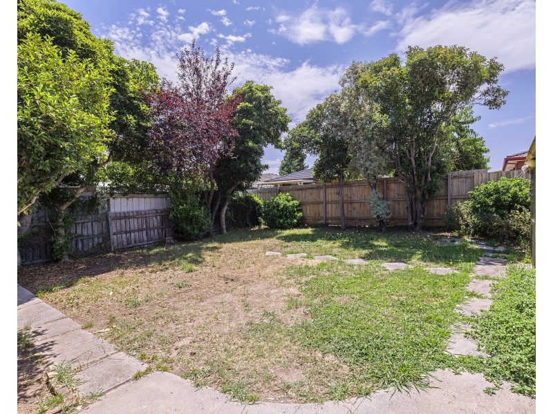 74 Roycroft Avenue, Mill Park VIC 3082