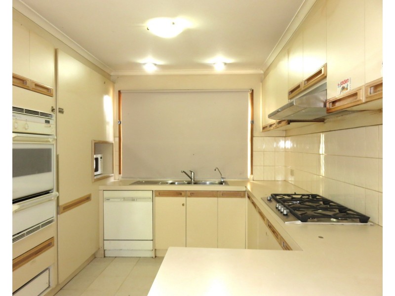 31 Longwood Drive, Epping VIC 3076