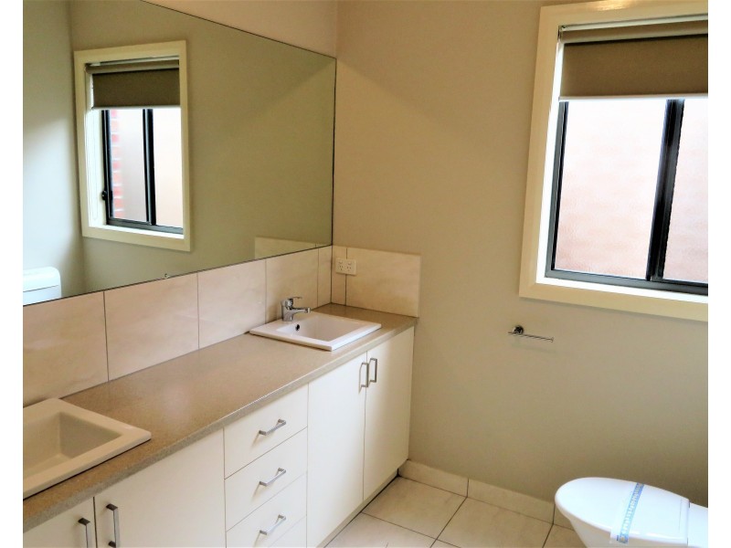 13 Salvador Drive, Epping VIC 3076