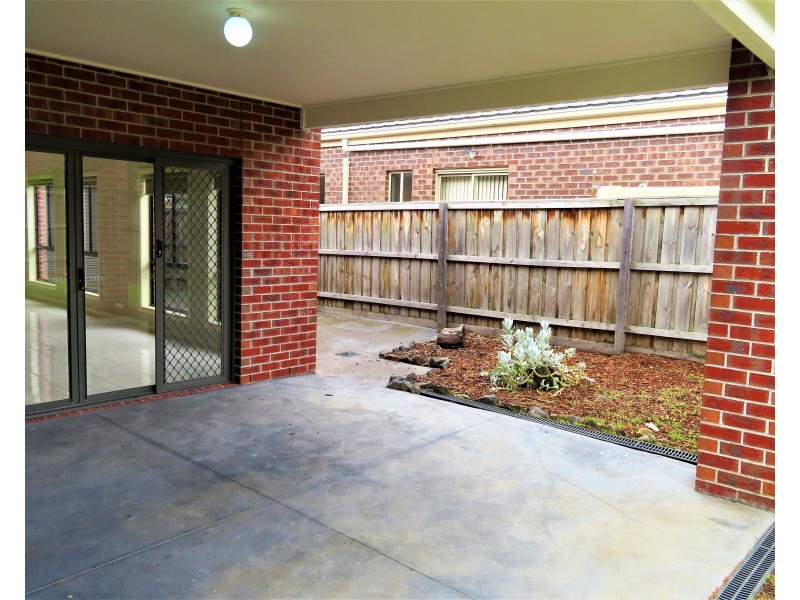 13 Salvador Drive, Epping VIC 3076