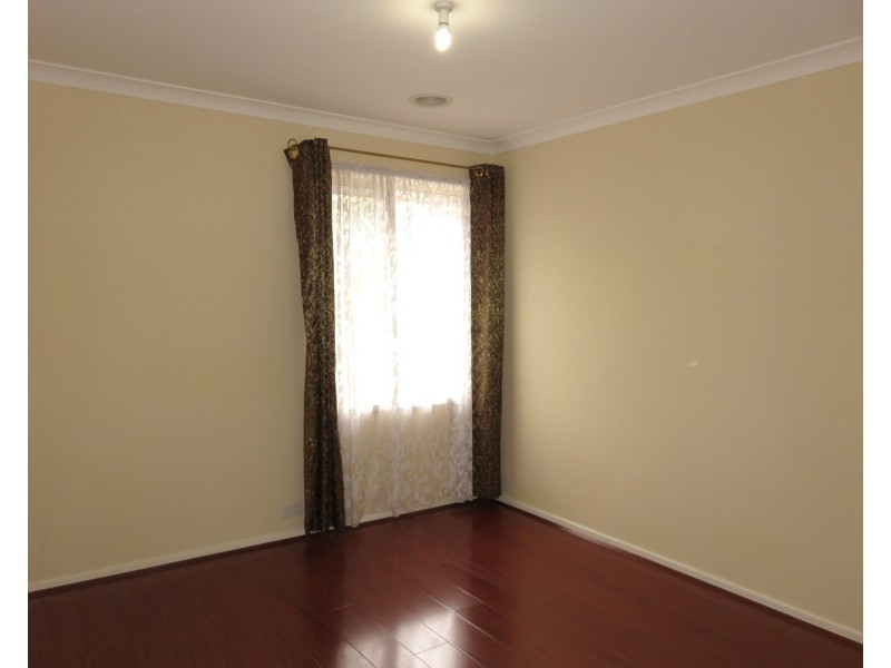 10 Loughton Avenue, Epping VIC 3076