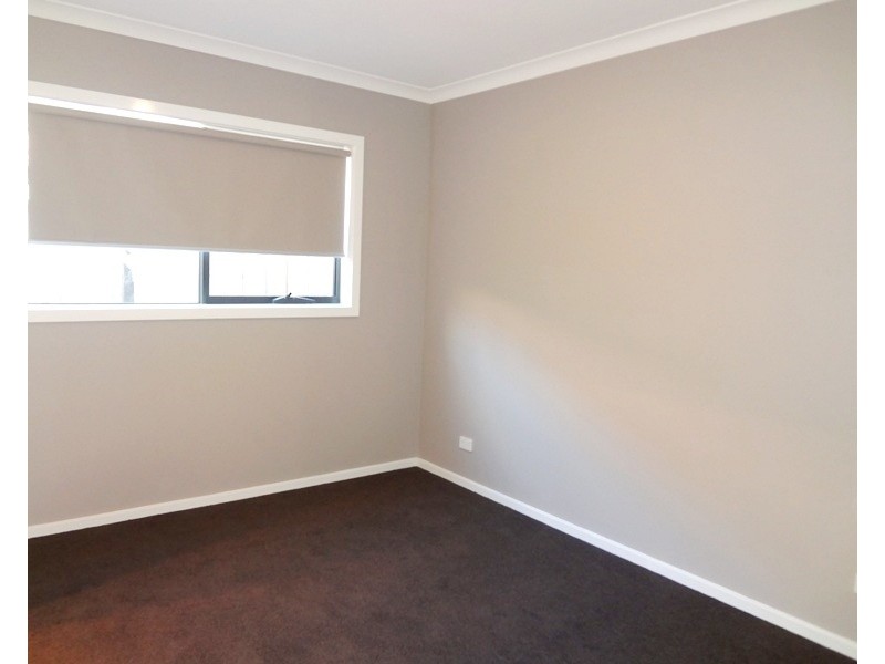 8 Rotino Crescent, Lalor VIC 3075