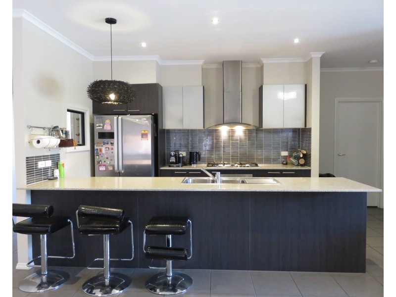 105 Redding Rise, Epping VIC 3076