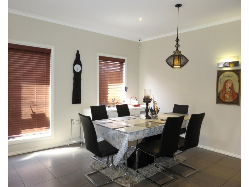 105 Redding Rise, Epping VIC 3076