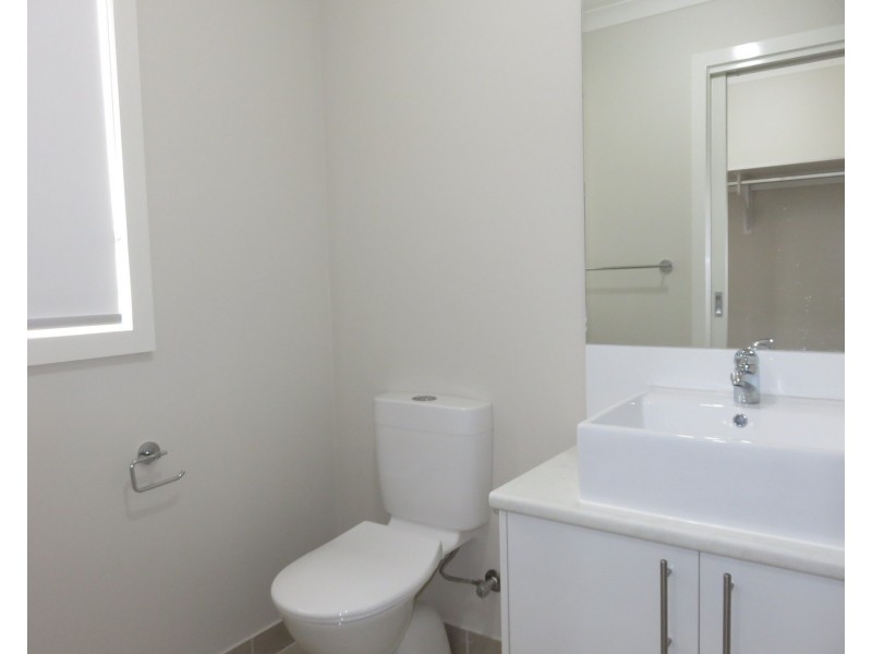 16 Bendoc Street, Wollert VIC 3750