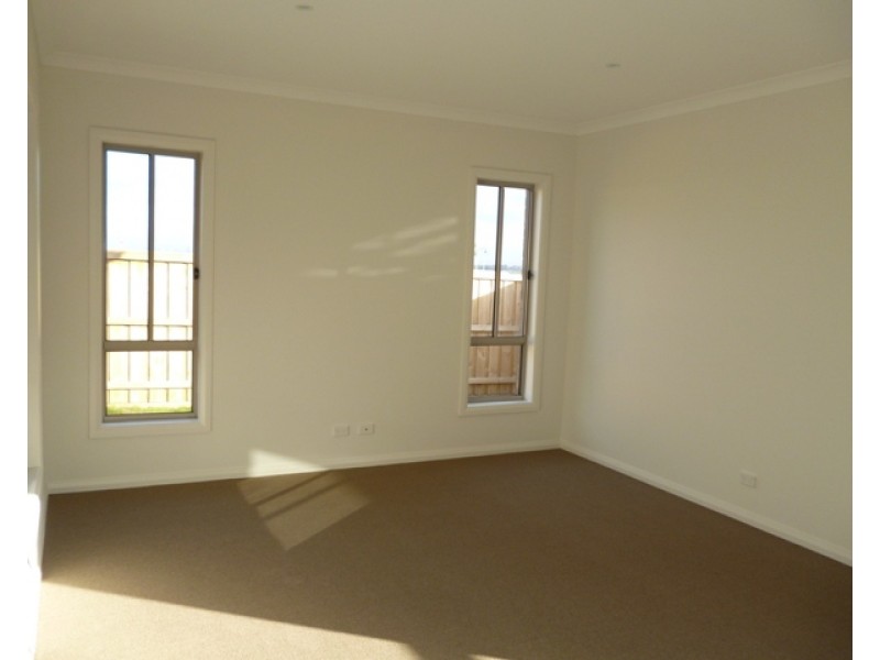 55 Goldminers Place, Epping VIC 3076