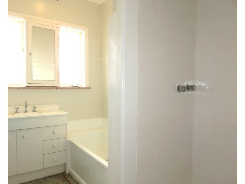 31 Dickens Street, Lalor VIC 3075