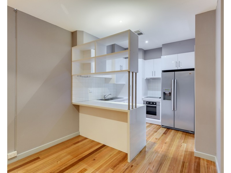 6/26-28 Miller Street, Epping VIC 3076