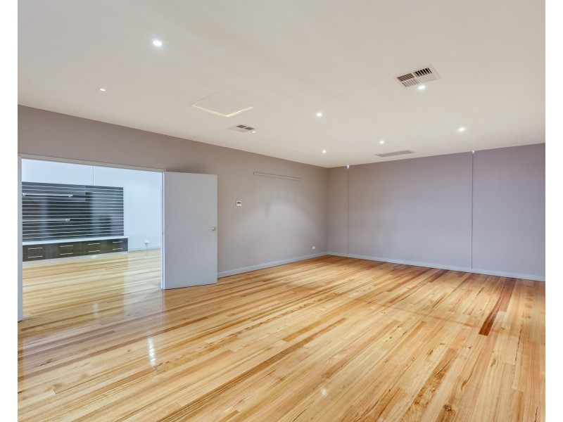 6/26-28 Miller Street, Epping VIC 3076