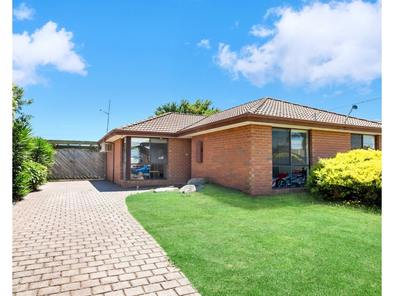 4 Martingale Court, Epping VIC 3076