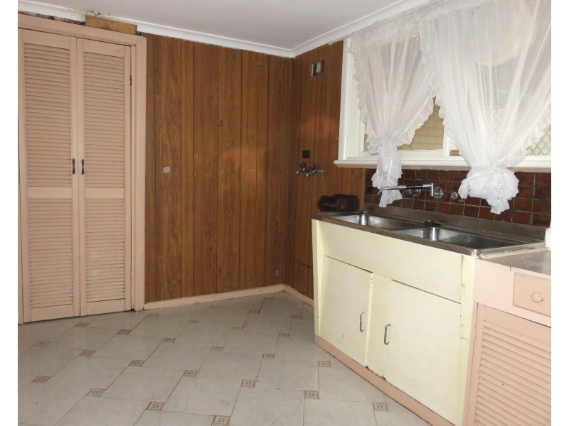 4 Gibson Street, Lalor VIC 3075