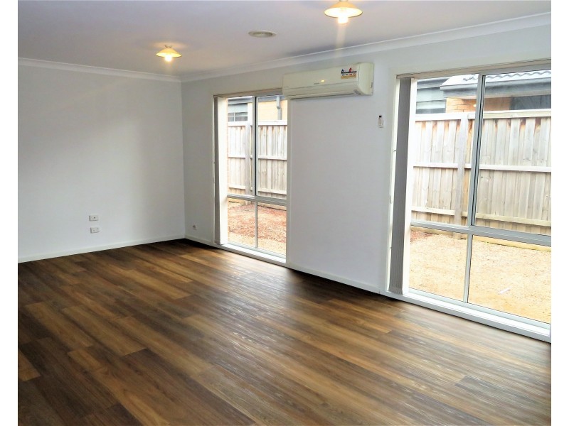 35 Ardenal Crescent, Lalor VIC 3075
