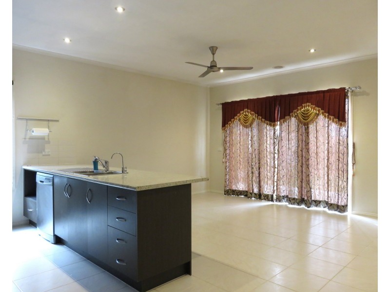 50 Broadleaf Drive, Epping VIC 3076