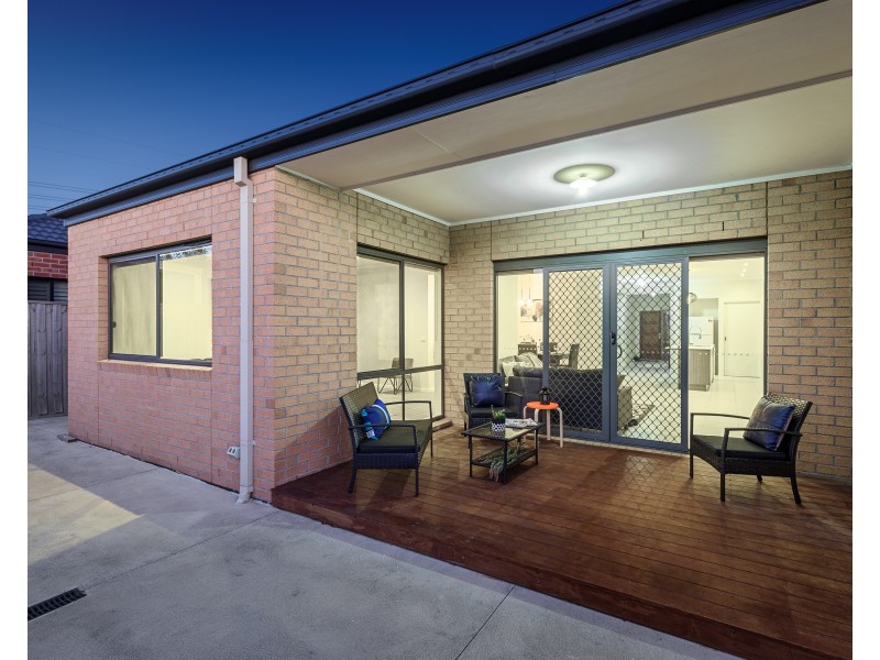 6 Draper Crescent, Epping VIC 3076