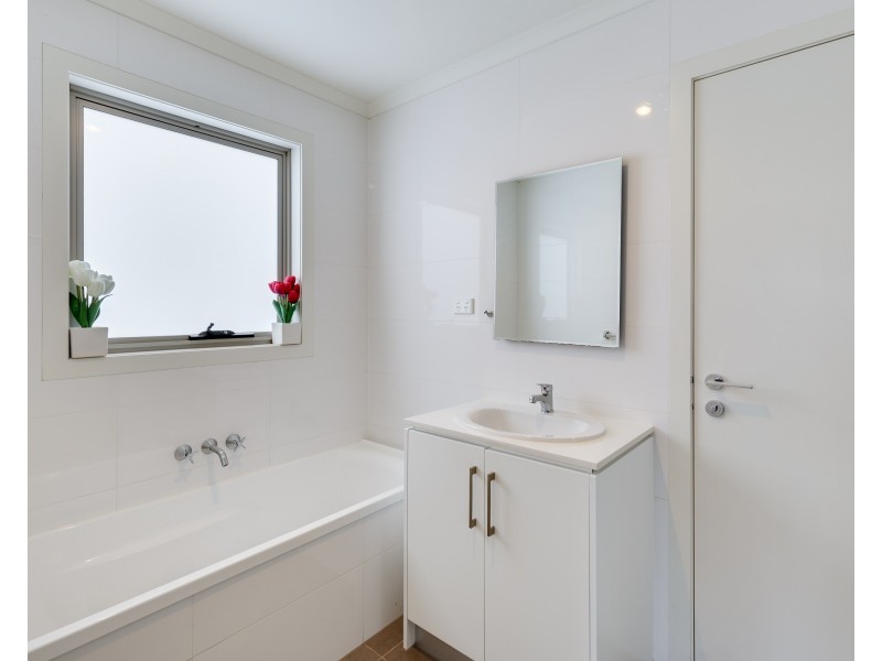 7/16 Young Street, Epping VIC 3076