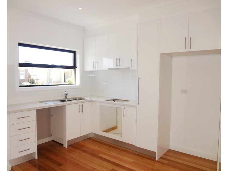 1/4 Hermione Terrace, Epping VIC 3076