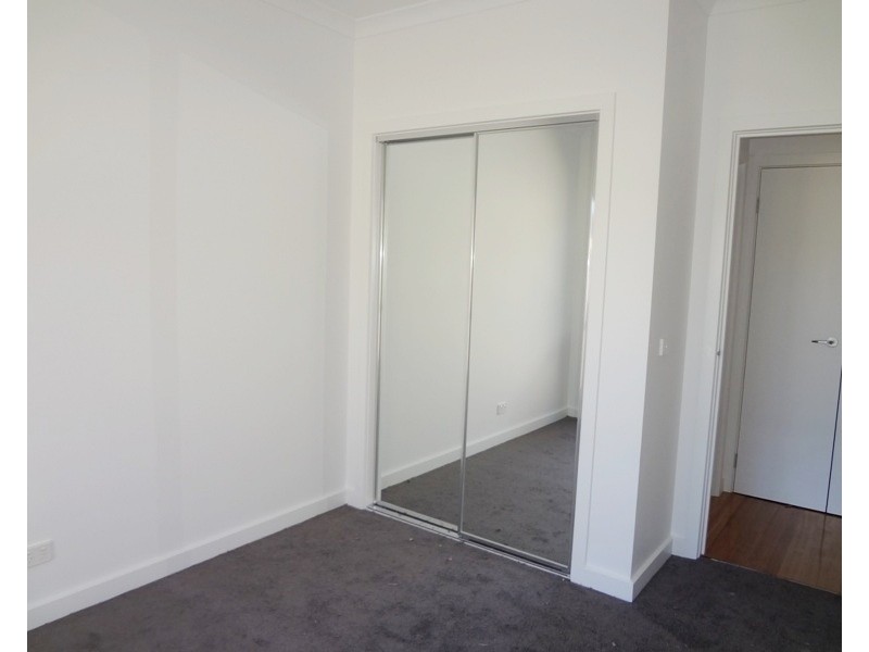 1/4 Hermione Terrace, Epping VIC 3076