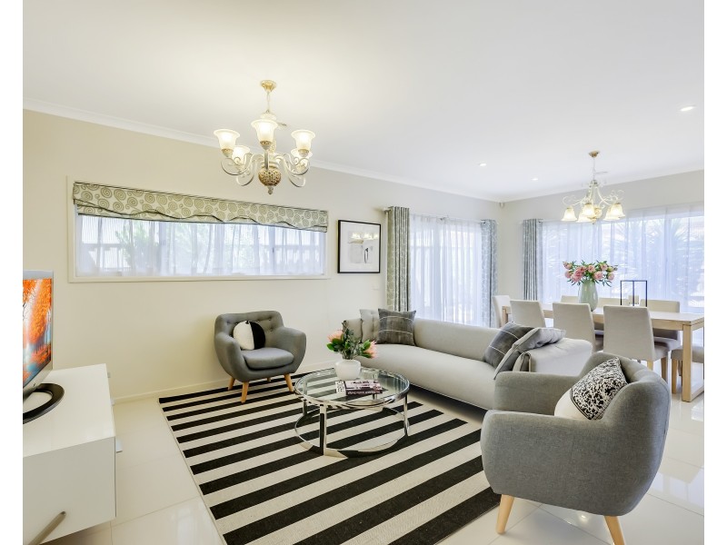 33 Abercrombie Grove, Epping VIC 3076