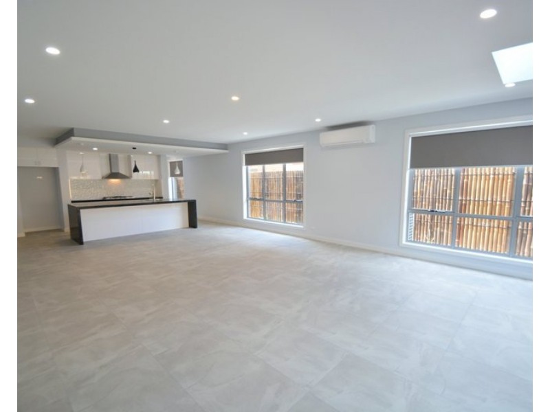 2/23 Wotan Drive, Epping VIC 3076