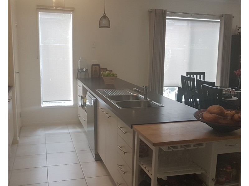 22 Pine Park Drive, Wollert VIC 3750