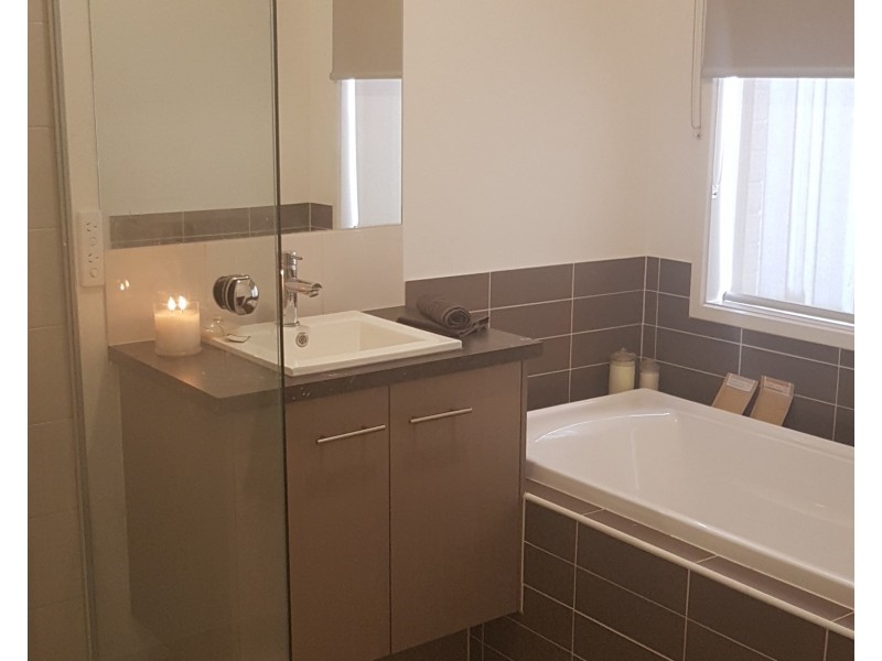 22 Pine Park Drive, Wollert VIC 3750