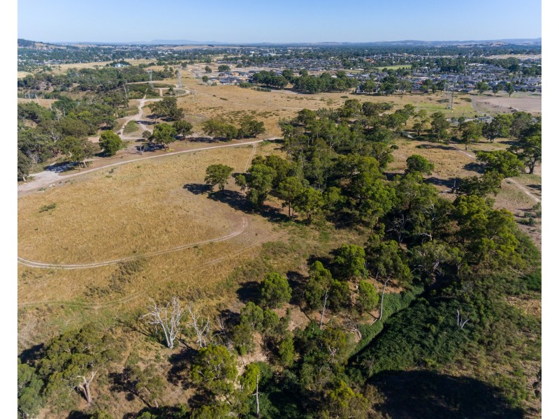 63 Sunstone Boulevard, Doreen VIC 3754