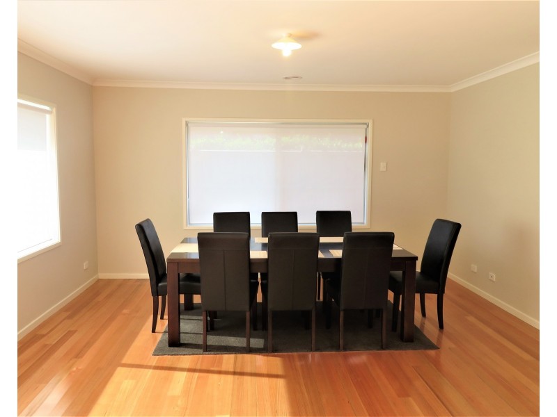 17 Vienna Chase, Lalor VIC 3075