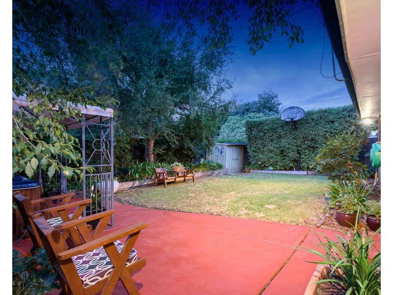 32 Northumberland Drive, Epping VIC 3076